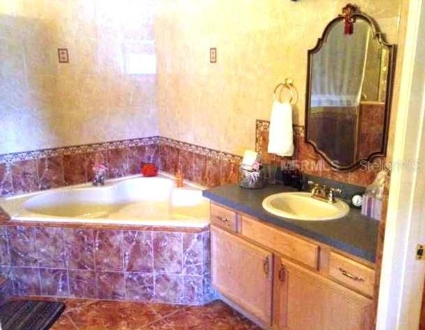 521 CYPRESS TREE COURT, Orlando, FL 32825