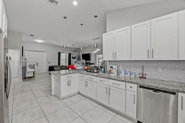115 SW Glenwood Drive, Port St. Lucie, Port St Lucie, FL 34984