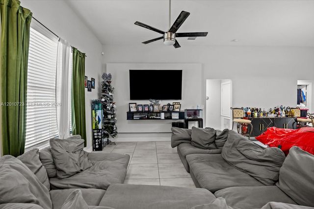 115 SW Glenwood Drive, Port St. Lucie, Port St Lucie, FL 34984