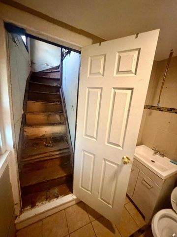 809 Pierce Street, Gary, IN 46402