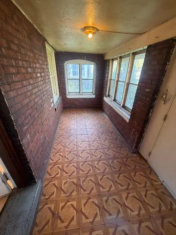 809 Pierce Street, Gary, IN 46402