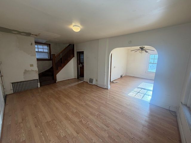 809 Pierce Street, Gary, IN 46402