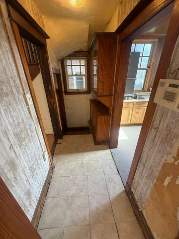 809 Pierce Street, Gary, IN 46402