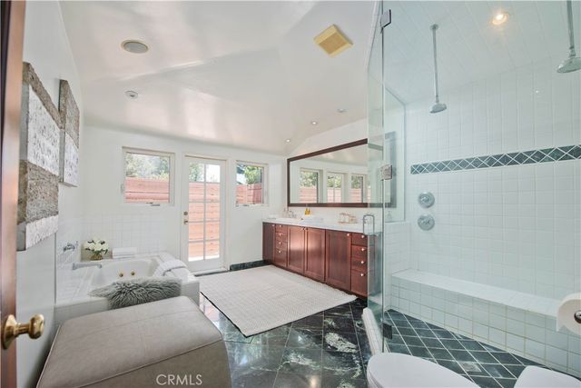 18056 Lake Encino, Encino, CA 91316