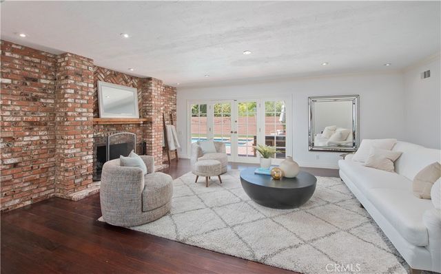 18056 Lake Encino, Encino, CA 91316