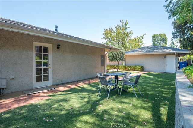 18056 Lake Encino, Encino, CA 91316