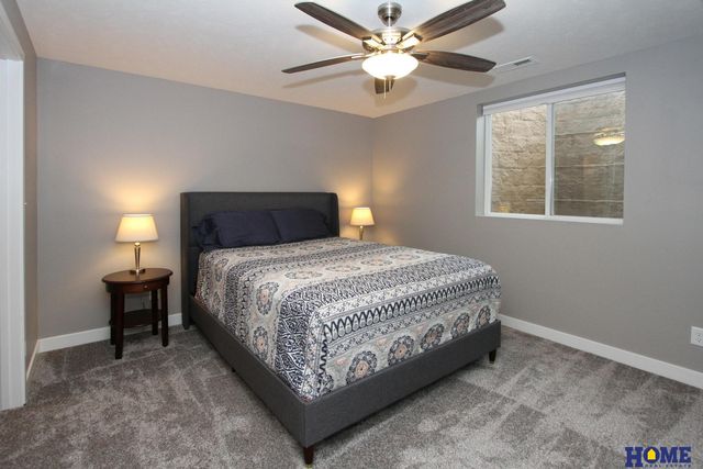 9137 Baybrook Circle, Lincoln, NE 68516