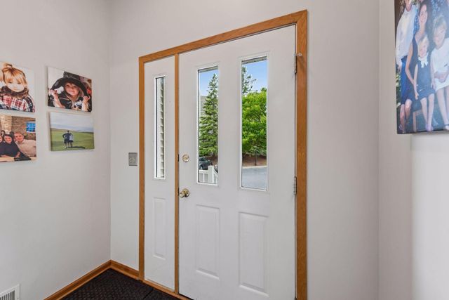 787 Fairfield Circle, Minnetonka, MN 55305
