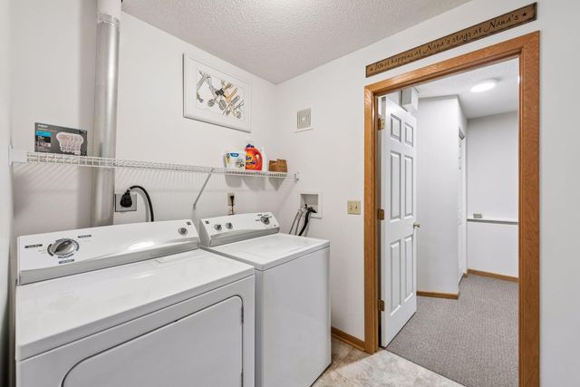 787 Fairfield Circle, Minnetonka, MN 55305