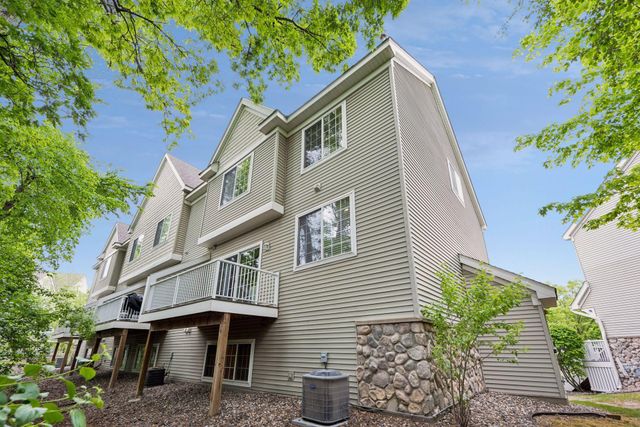 787 Fairfield Circle, Minnetonka, MN 55305