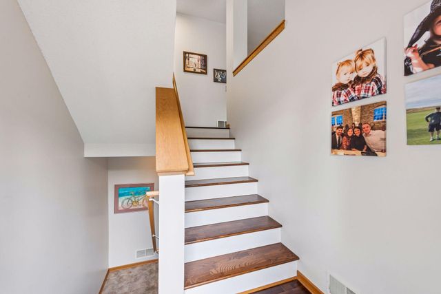 787 Fairfield Circle, Minnetonka, MN 55305