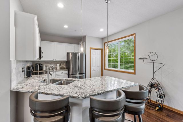 787 Fairfield Circle, Minnetonka, MN 55305