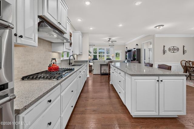 12 Aylesford Lane, Manchester, NJ 08759