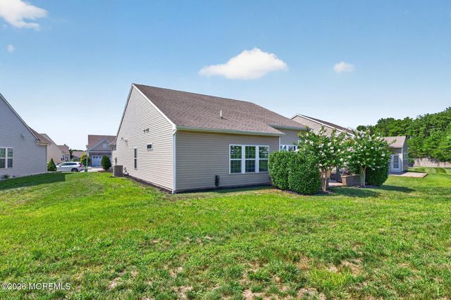 12 Aylesford Lane, Manchester, NJ 08759