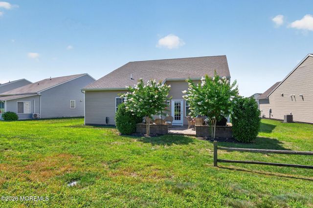 12 Aylesford Lane, Manchester, NJ 08759