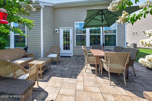 12 Aylesford Lane, Manchester, NJ 08759