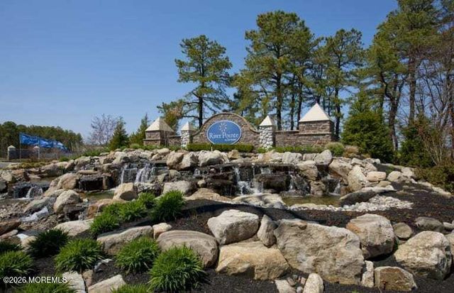 12 Aylesford Lane, Manchester, NJ 08759