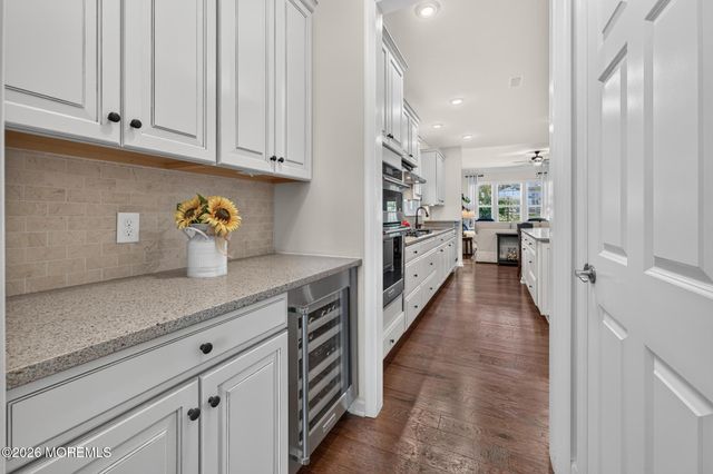 12 Aylesford Lane, Manchester, NJ 08759