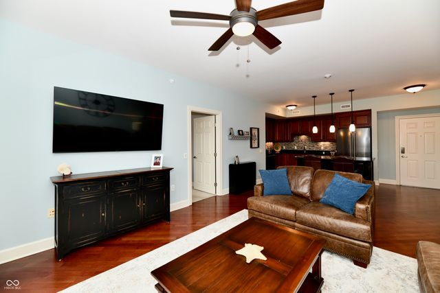 20971 Shoreline Court 302, Noblesville, IN 46062