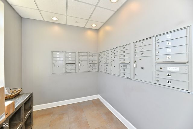 20971 Shoreline Court 302, Noblesville, IN 46062