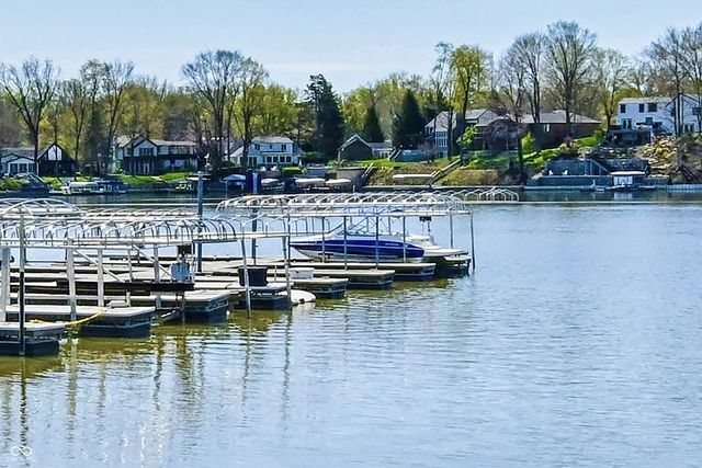 20971 Shoreline Court 302, Noblesville, IN 46062