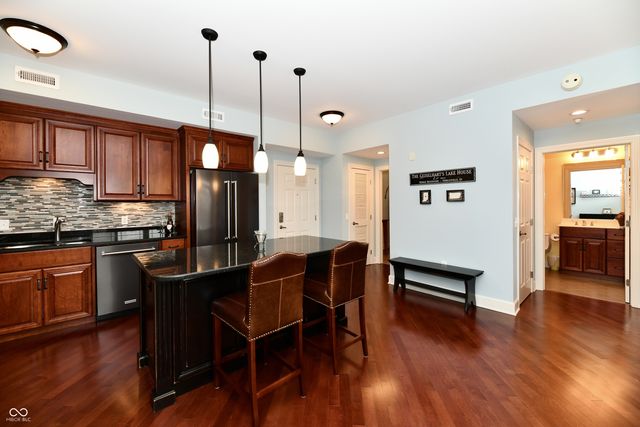 20971 Shoreline Court 302, Noblesville, IN 46062