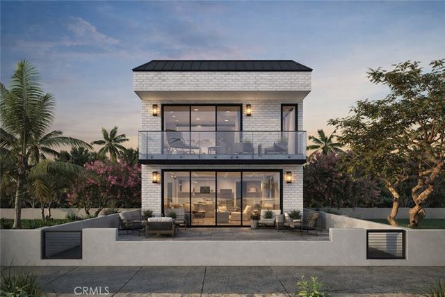 1123 E Balboa, Newport Beach, CA 92661