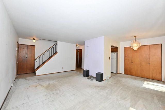 7365 Delaine DRIVE, Oak Creek, WI 53154