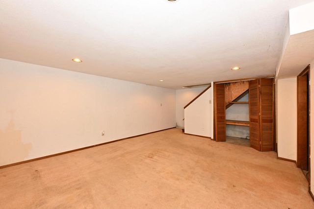 7365 Delaine DRIVE, Oak Creek, WI 53154