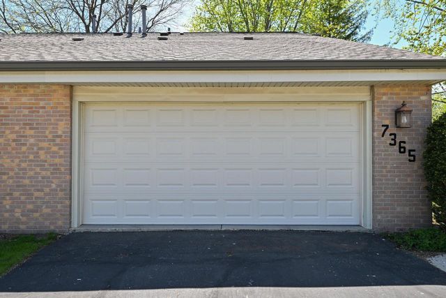 7365 Delaine DRIVE, Oak Creek, WI 53154