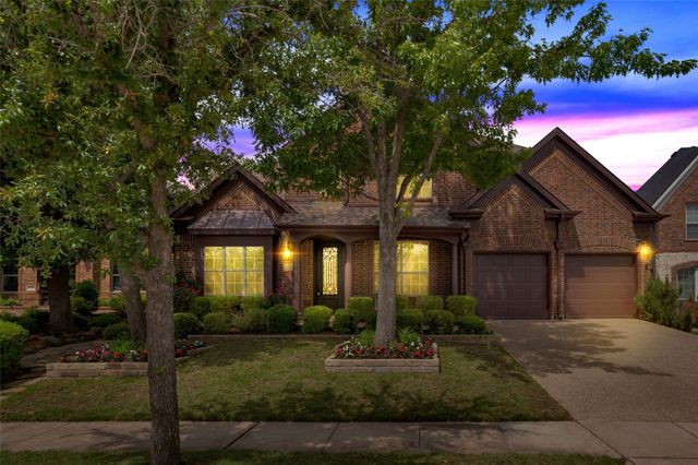8709 Thompson Drive, Argyle, TX 76226