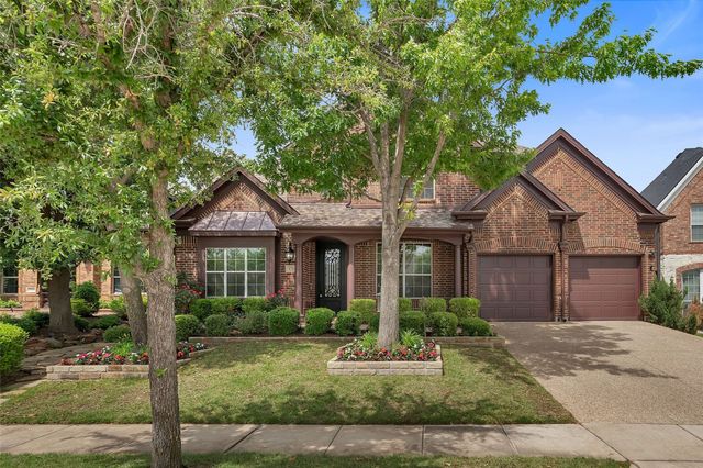 8709 Thompson Drive, Argyle, TX 76226