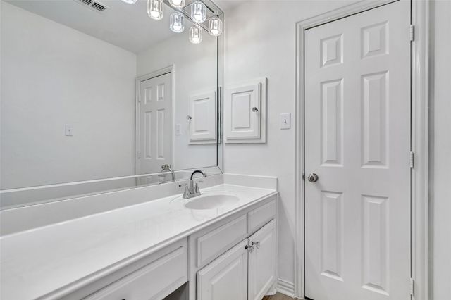 8709 Thompson Drive, Argyle, TX 76226