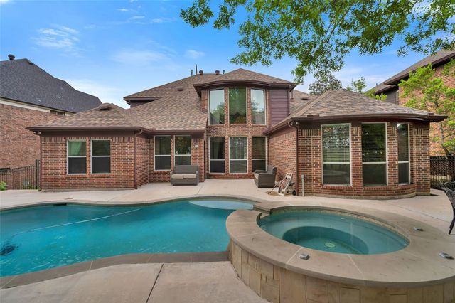 8709 Thompson Drive, Argyle, TX 76226