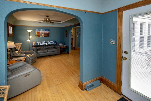 182 N 71st STREET, Milwaukee, WI 53213