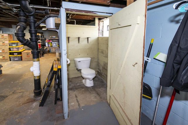 182 N 71st STREET, Milwaukee, WI 53213