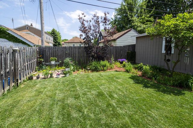 182 N 71st STREET, Milwaukee, WI 53213