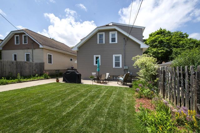 182 N 71st STREET, Milwaukee, WI 53213