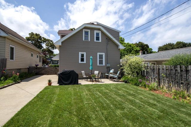 182 N 71st STREET, Milwaukee, WI 53213