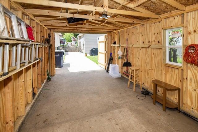 182 N 71st STREET, Milwaukee, WI 53213
