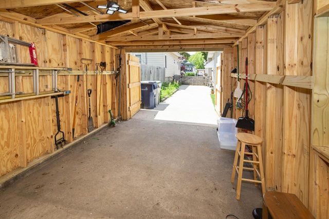 182 N 71st STREET, Milwaukee, WI 53213
