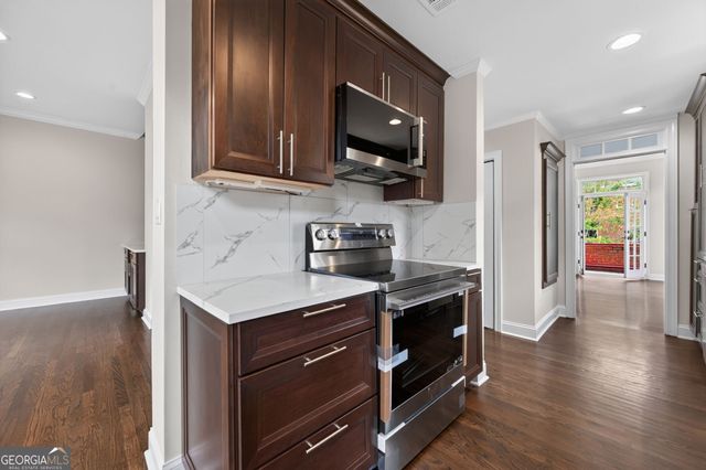 420 Jefferson Circle, Sandy Springs, GA 30328
