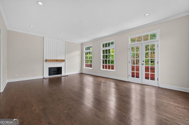 420 Jefferson Circle, Sandy Springs, GA 30328