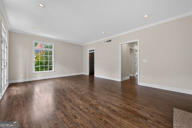 420 Jefferson Circle, Sandy Springs, GA 30328
