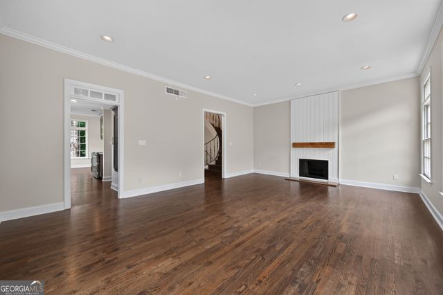 420 Jefferson Circle, Sandy Springs, GA 30328