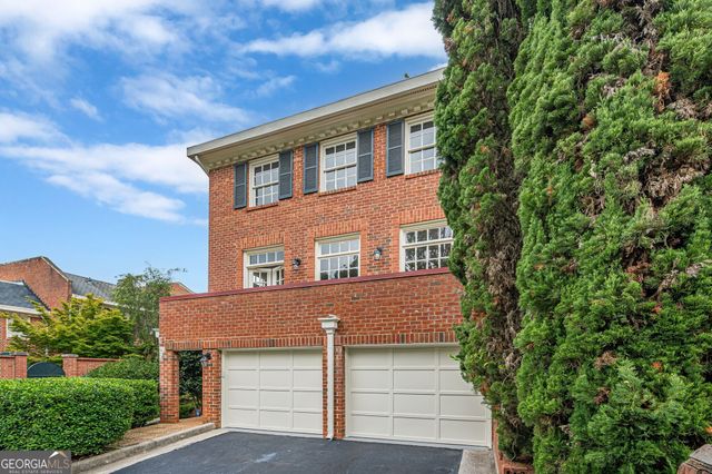 420 Jefferson Circle, Sandy Springs, GA 30328