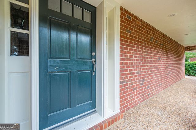 420 Jefferson Circle, Sandy Springs, GA 30328
