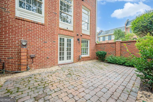 420 Jefferson Circle, Sandy Springs, GA 30328