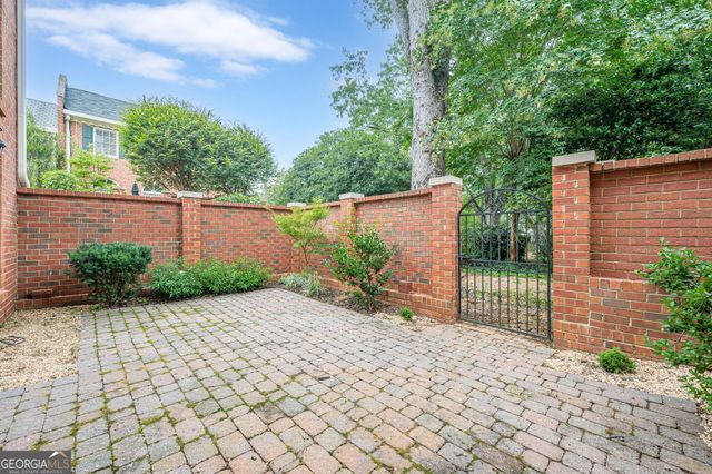 420 Jefferson Circle, Sandy Springs, GA 30328