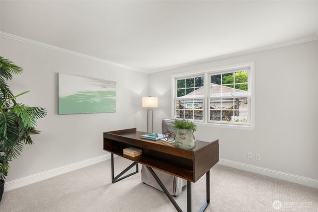 8421 SE 72nd Place, Mercer Island, WA 98040